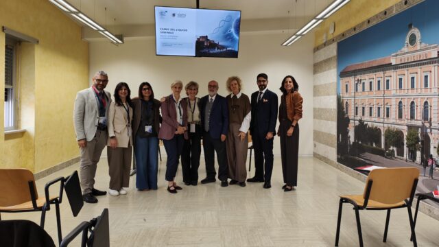 🔬Venerdì 16 si è tenuta a Campobasso un’importante giornata dedicata alle metodologie di studio dell’infertilità.
SIAMS e @sipmel_italia collaborano da anni a stretto contatto con un obiettivo comune.
Nello specifico, durante la giornata il fuoco è stato rivolto alla formazione per la corretta valutazione dell’esame seminale e dell’esame di primo livello per lo studio della fertilità maschile.
C’eri anche tu? Faccelo sapere nei commenti! 💙